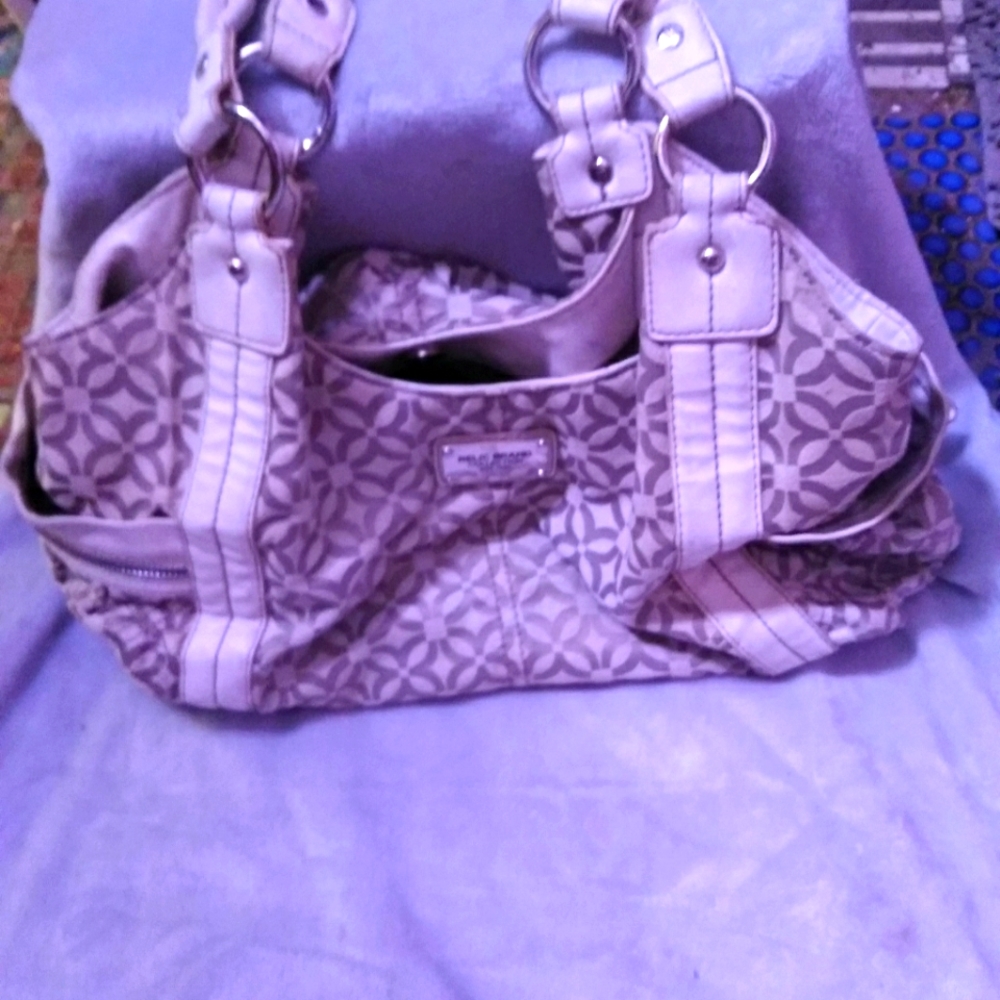Relic brand, white and silver purse